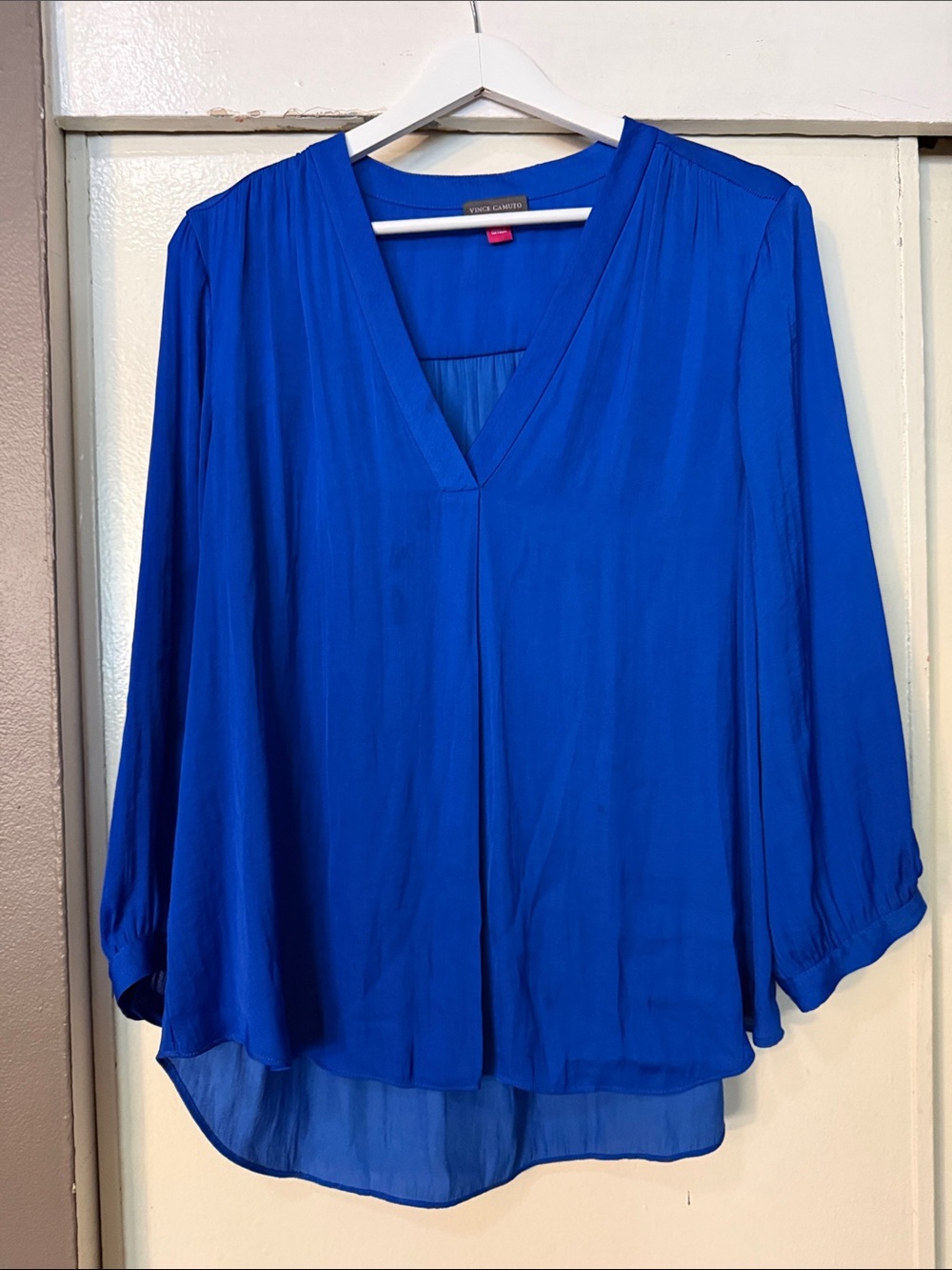 Vince Camuto Bright Blue V-Neck Long Sleeve Blouse